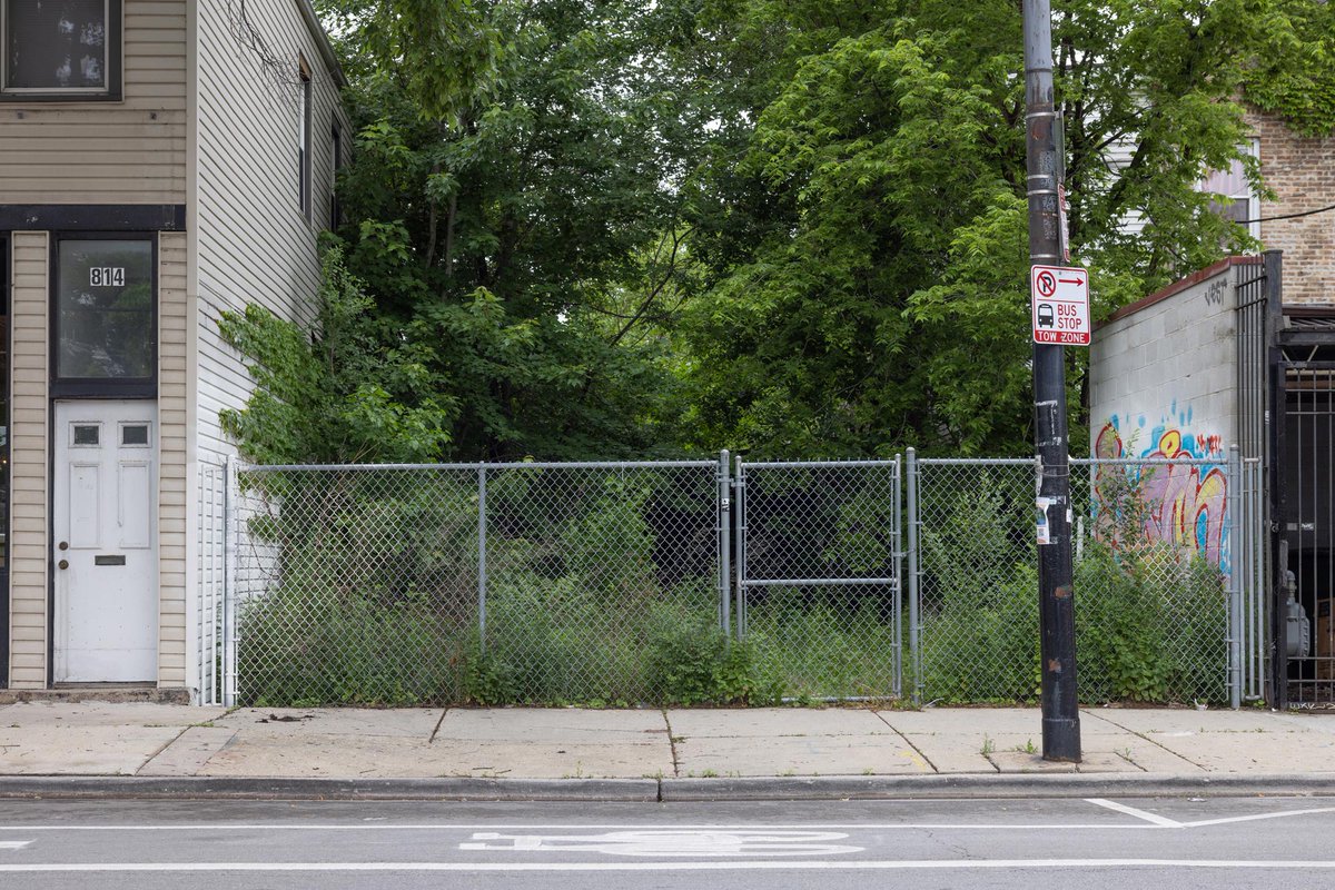 Next Thursday, August 3, photographer and sociologist <a href="/metroblossom/">David Schalliol</a> will discuss his project “After Demolition” at the Vernon Area Public Library in Lincolnshire, IL.

calendar.vapld.info/event/after-de…