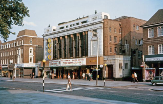 BushmanQPR's tweet photo. 1968: The Odd Couple on at the ABC Cinema, #UxbridgeRoad #Ealing #London https://t.co/VUF55wNERy
