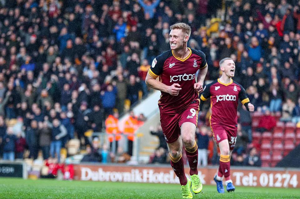LowerTiers's tweet photo. Eoin Doyle has retired from football 🚨

4 promotions in the EFL ✅
57 goals in League Two ✅
51 goals in League One ✅
9 goals in the Championship ✅

#PNEFC #OAFC #BCAFC #BWFC #Pompey #Spireites #STFC https://t.co/a6p2GNb724