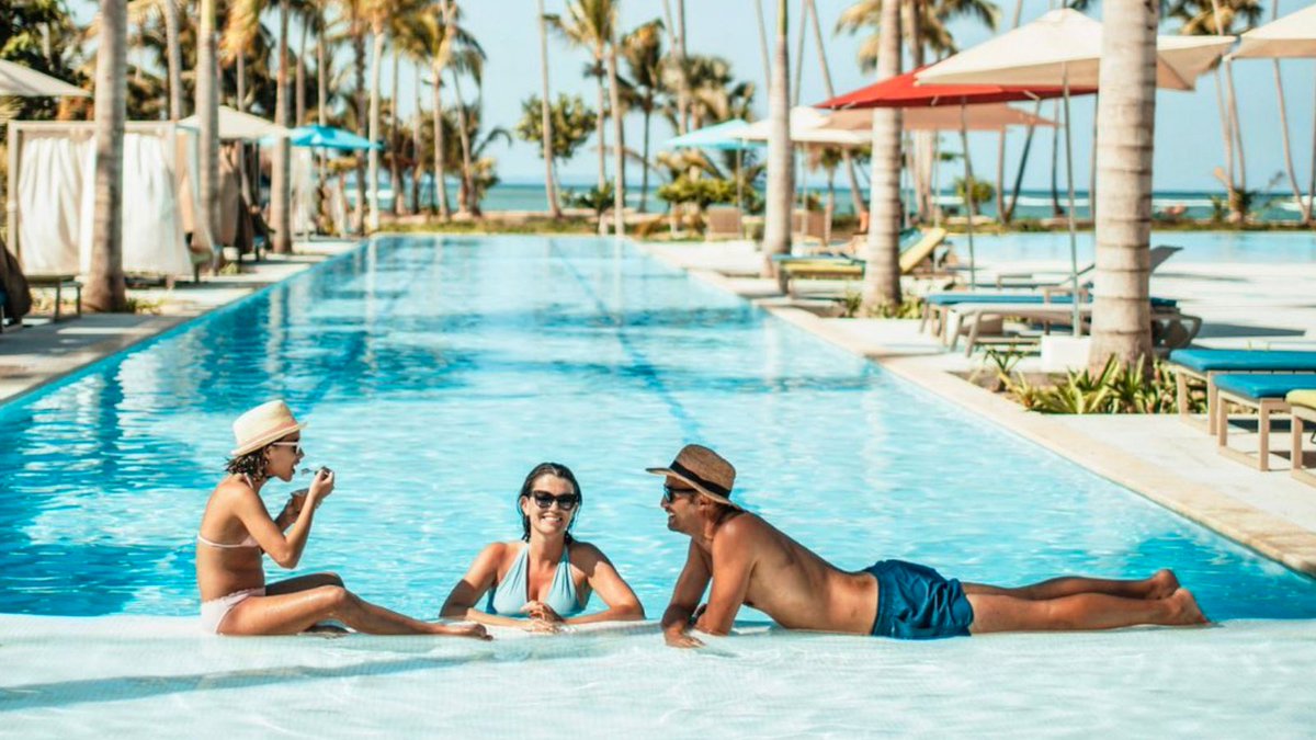 #AUC2023 invites you to experience Club Med Miches with your family, where everyone can enjoy the beautiful beach, pools and kid-friendly adventures.

Count on generous free time beyond cutting-edge sessions, indulging in the resort's offerings alongside your loved ones!