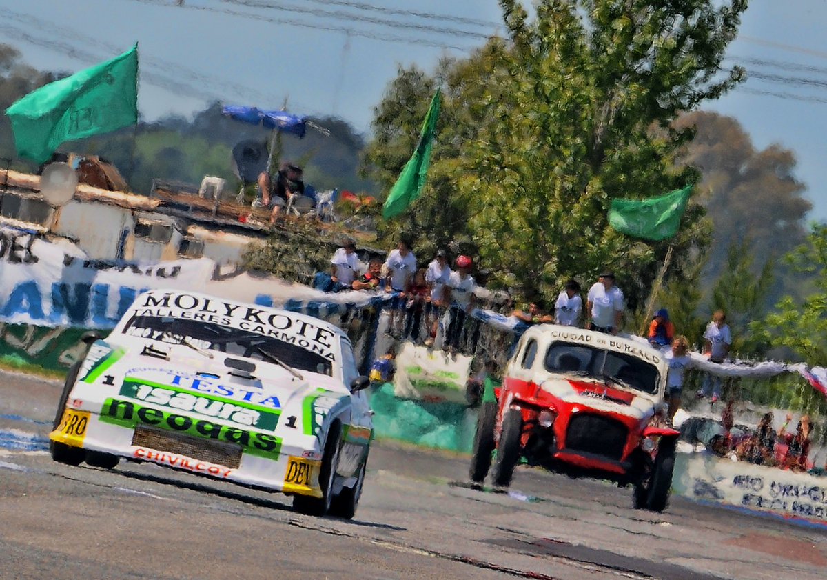 museodeltc's tweet photo. @actcargentina 🙌🏼 @smclaughlin93 - @callum_ilott - @IndyCar We are waiting for you at the TC party in Buenos Aires and to learn about the history of the highest Argentine category 🇦🇷 https://t.co/0agMQ51m2I