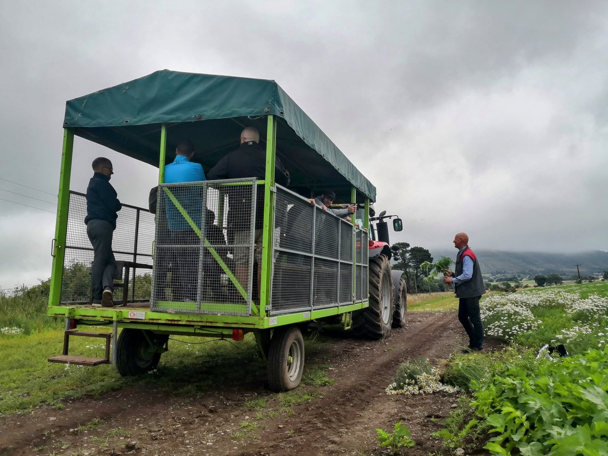 MattVernonChef's tweet image. Fascinating day #CulinaryClassroom @LochLevenLarder embracing and pushing new thinking farming methods of the future, growers like this are the future of #British Farming @DoleSunshine @Academy_Food_UK @AngelHillFood @chrisincefood @Martyns1974 @matt_chapman8
