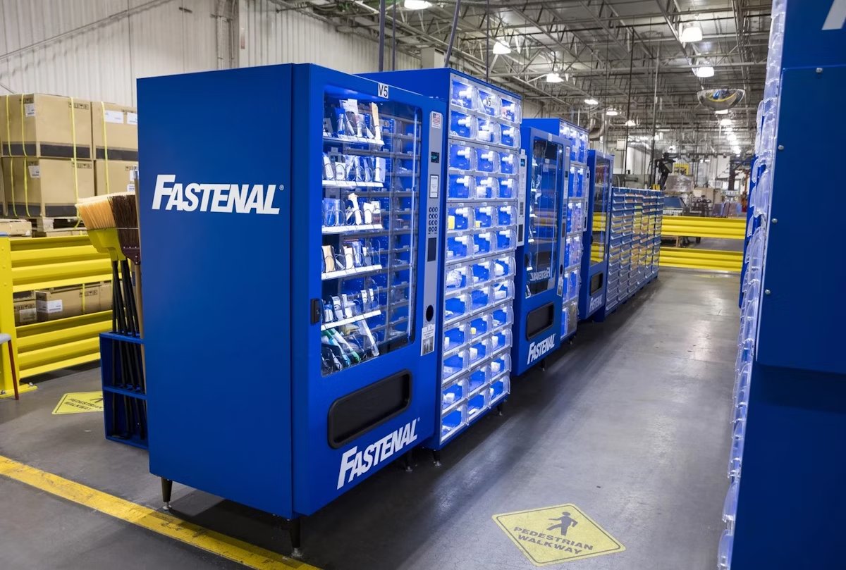 PsvIncHunter's tweet photo. $FAST, a leading provider of industrial supplies, such as fasteners, safety supplies, tools, etc.

This is a great business with a sticky business model led by an outstanding management team.

Expected to benefit from the growth of the construction and heavy-machine industries. https://t.co/2BimgYd1jy