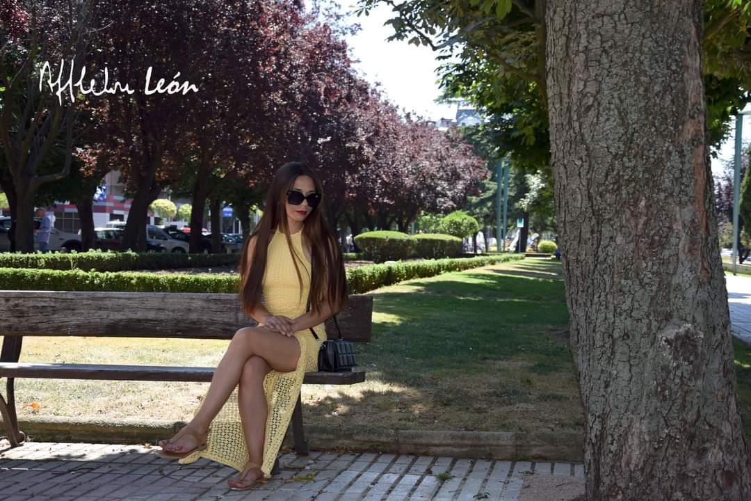 AfflelouLeon's tweet photo. ¿Qué tal el verano en León? ¿A punto de coger tus vacaciones de agosto? No te olvides de tus gafas de Alain Afflelou León
#MagicClip #alainafflelouleon #afflelouleon #leonesp #gafasgraduadas #gafas #gafaspolarizadas #gafasdesol #optica #opticooptometristas #optometristas https://t.co/fijnk1dUEG