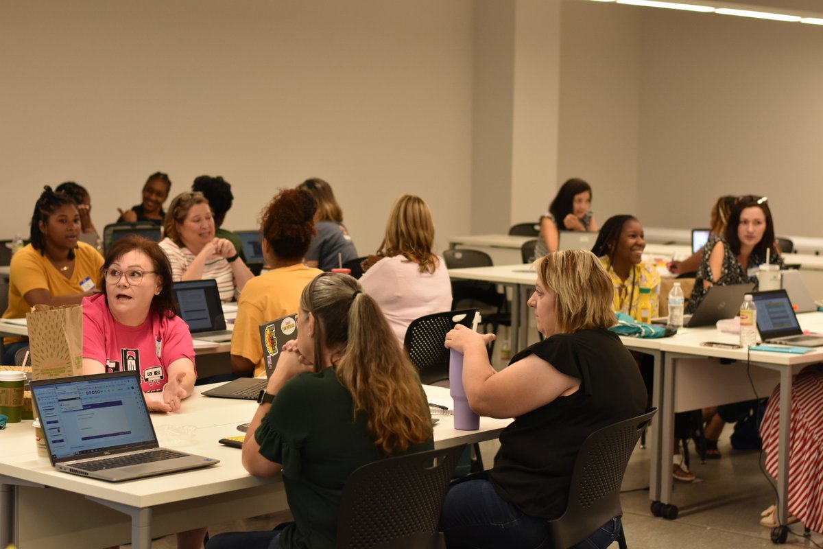 CapitalAreaSTEM's tweet image. 🌟👩🏫 What a ride! 🚀 Our final #CodeOrg training for July 2023 was a smashing success! 🎉 Thanks to all the dedicated teachers, special guest Ms. Townsend, and our amazing facilitators! 🙌💻 #LaStem #SummerOfSTEM #CSforAll #STEMEducation