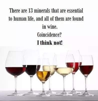 Ilegvm's tweet photo. #ThirstyThursday 🍷🍷🍷 https://t.co/qrlo7B0H9D
