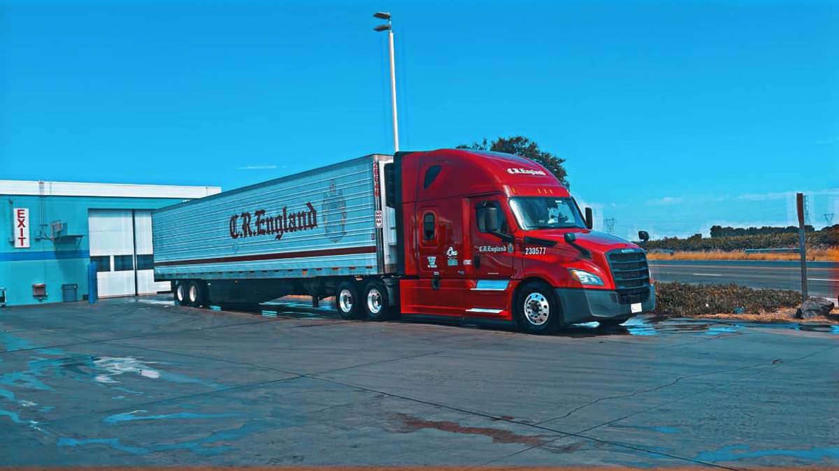CREngland's tweet photo. "She cleans up nice!"
There's nothing like that summer feeling of taking your vehicle through the wash. Thanks to our driver Elijah W. for keeping his rig clean! That's how we #DeliverExcellence!
#CREngland #DriveCRE #CleanRig #Trucks #WeAreFamily #HonorTheCrest https://t.co/1EmDRuNiAT