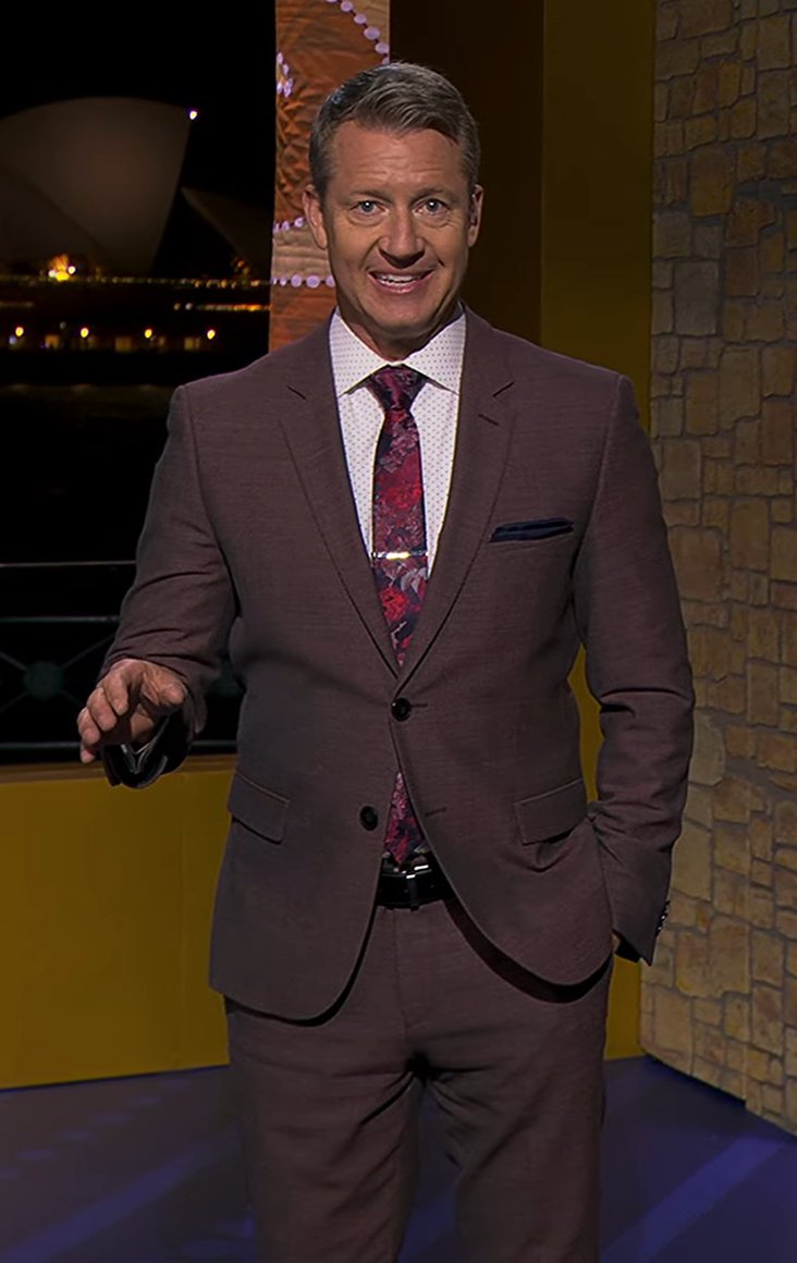 Catching up on #FIFAWWC2023 Australia vs Nigera and I know I ain't crazy when I say <a href="/RobStoneONFOX/">Rob Stone</a> looks freaking fantastic. SHARP amirite?