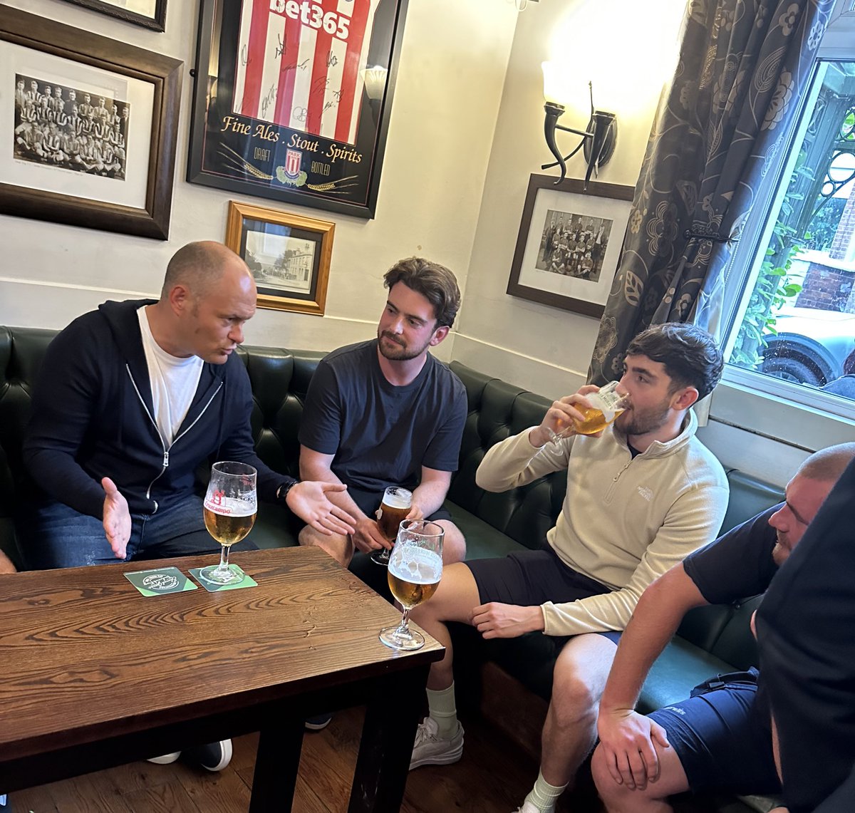 stokecity's tweet photo. Pints, patrons and Potters at the Park Inn at Dresden.

Thank you for for the hearty welcome. https://t.co/Dhh3hHsR18