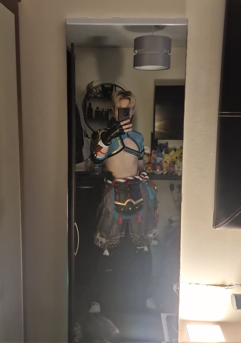 CyanBunn's tweet photo. Sneak peak at my gouro cosplay I finally styled a wig just to lazy to put it on 😭 #GenshinImpact #cosplay #genshincosplay #gouro https://t.co/ZJt7xnJRQO