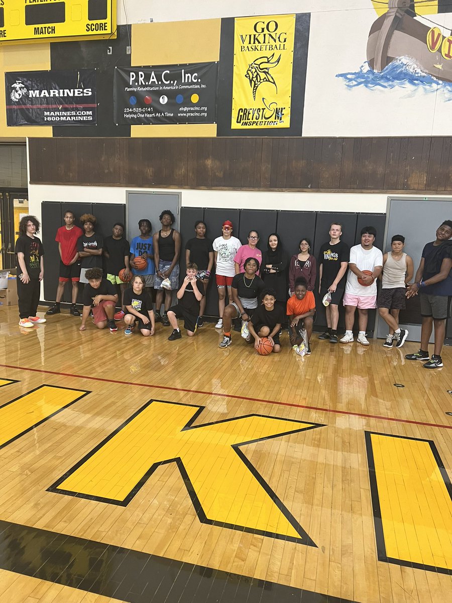 Last day of camp! Our numbers got better everyday! Wanted to take a picture with the nice lunch stuff that fed us all week. We dont show enough appreciation #wepointnorth #northsidetakeover #NorthvsEVERYBODY @APSathletics1 @DevinWi23708873 @AkronNorthVikes