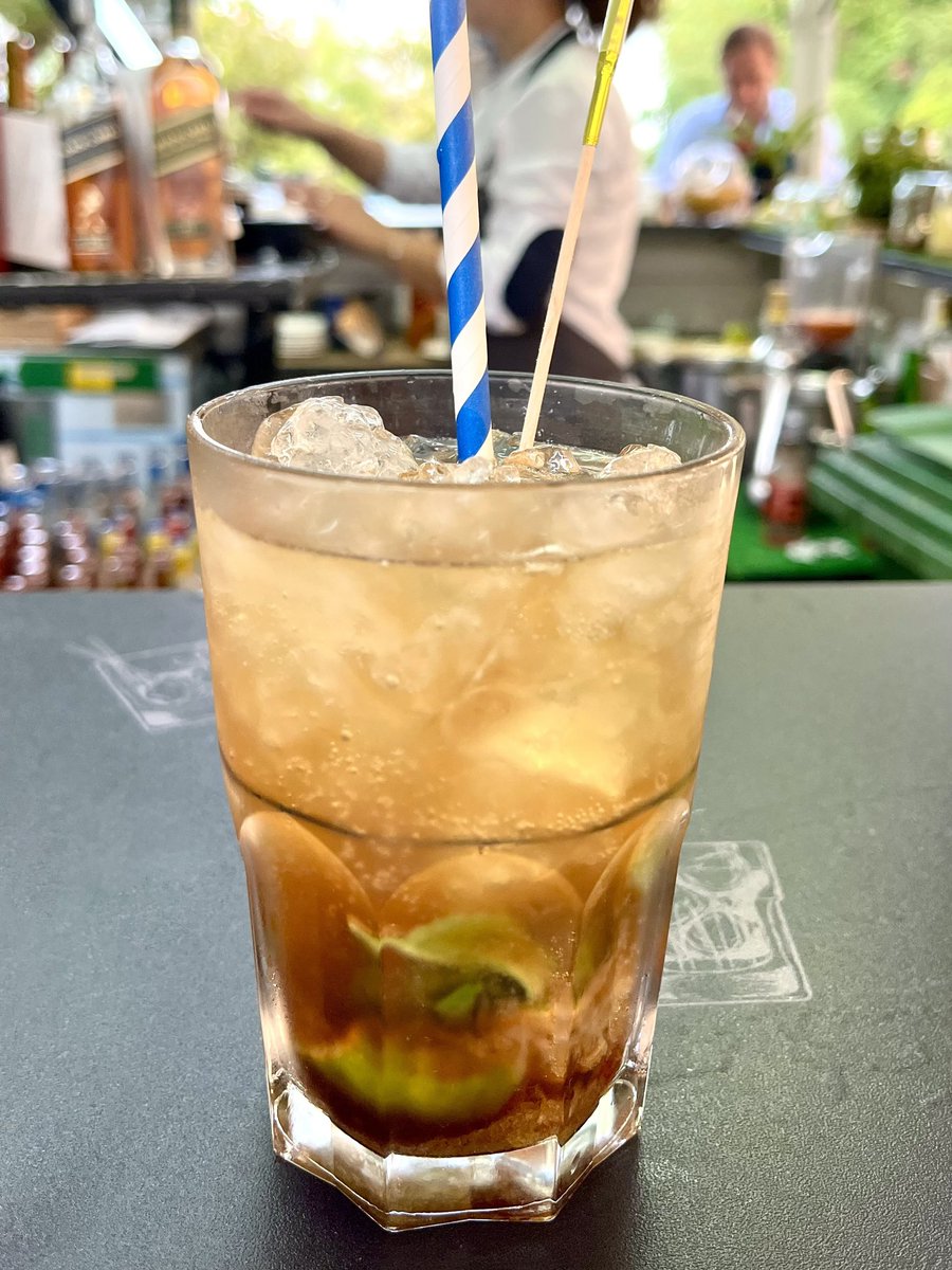 HotelSantemar (@hotelsantemar) on Twitter photo Hace una tarde muy agradable para disfrutar de unos ricos y refrescantes cócteles 🍹 en nuestra Caseta Joaquín Costa 😉
¿Te apuntas? 
#tardeo #mojito #aperolspritz #combinados #piñacolada #drinks #CasetaJoaquínCosta #Cantabria #Santander
#HotelSantemar #HotelesSantos Hace una tarde muy agradable para disfrutar de unos ricos y refrescantes cócteles 🍹 en nuestra Caseta Joaquín Costa 😉
¿Te apuntas? 
#tardeo #mojito #aperolspritz #combinados #piñacolada #drinks #CasetaJoaquínCosta #Cantabria #Santander
#HotelSantemar #HotelesSantos