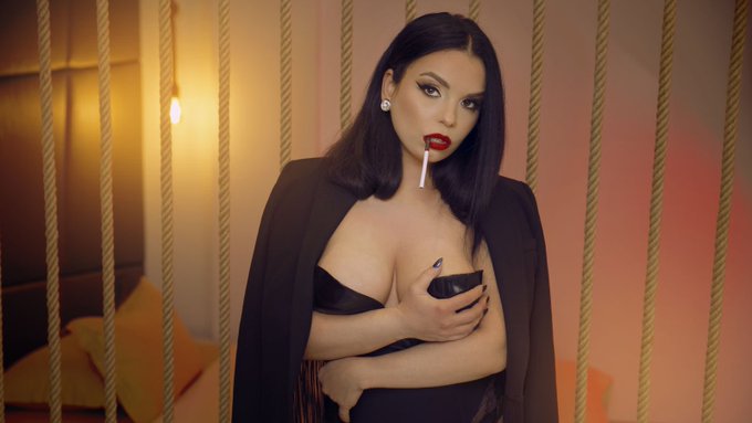 Light or ashtray?  What you will be?   https://t.co/fgwhjigvox #smokingbeauty #RIPSineadOConnor  #onlyfans<a href="/tag/onlyfans"class="tags"><span>#onlyfans</span></a><a href="/tag/onlyfansbabe"class="tags"><span>#onlyfansbabe</span></a><a href="/tag/smokingbeauty"class="tags"><span>#smokingbeauty</span></a><a href="/tag/onlyfans_girl"class="tags"><span>#onlyfans_girl</span></a>