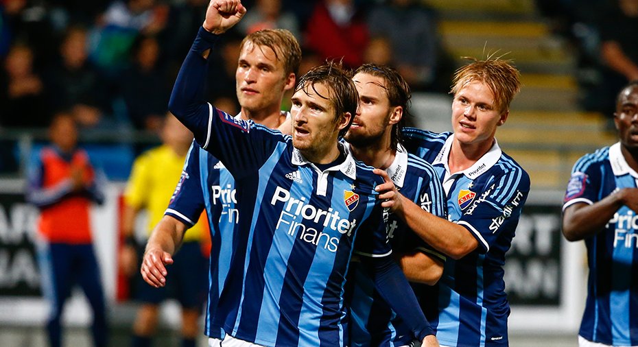Moltaas's tweet photo. @JohanDykhoff34 @Marcusthapper Inte fläckfritt, men inte fan är dåliga vänsterbacksvärvningar vårt signum? https://t.co/HLQTemKOau