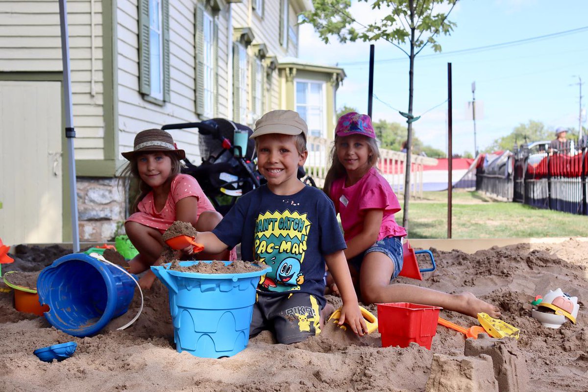 Our grounds are the perfect stop for families this Canal Days! Join in the fun for all ages with water games, face painting, the iconic giant sandbox, and more!

August 5th and 6th from 11:00-5:00 pm
FREE ADMISSION, sponsored by Lower Lakes Towing Ltd.