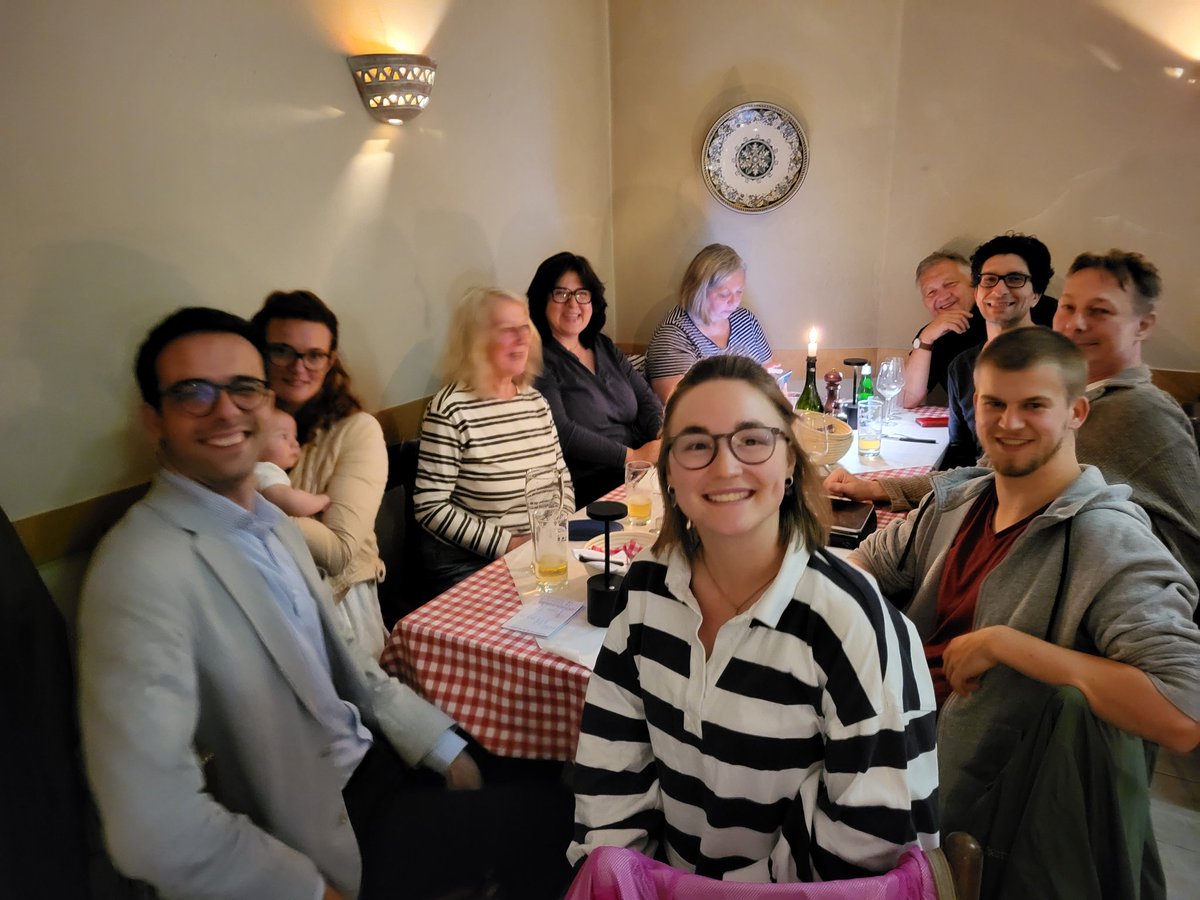 SPD_Friedenau's tweet photo. Unsere Abteilungsklausur ist optimal vorbereitet! 
4-Tage-Woche, Strategien gegen Rechts und künstliche Intelligenz sind die Themen, mit denen wir uns beschäftigen wollen. 

#trattoriasicilia #Friedenau #Berlin #SPDFriedenau #SPD https://t.co/YdUewC2xp2