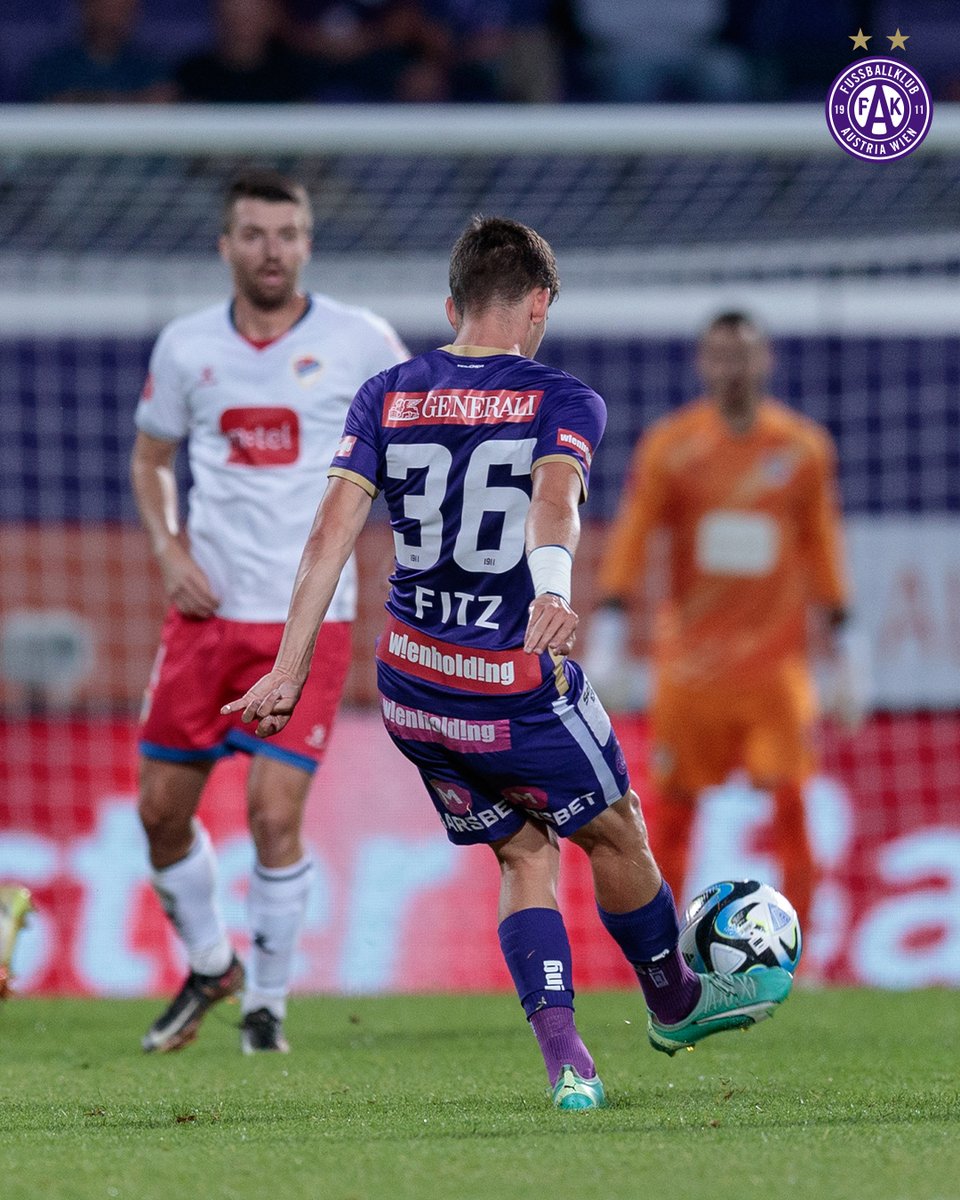 FKAustriaWien's tweet photo. Pause. Gute Chancen auf beiden Seiten, vorne fehlt noch die letzte Konsequenz, hinten ist Chris Früchtl zur Stelle. Kurz durchatmen und dann Vollgas in Hälfte zwei, Veilchen! 👊💜
_____________________________
#UECL #faklive #FAKFKB 0:0 https://t.co/NIYrJEhdSW