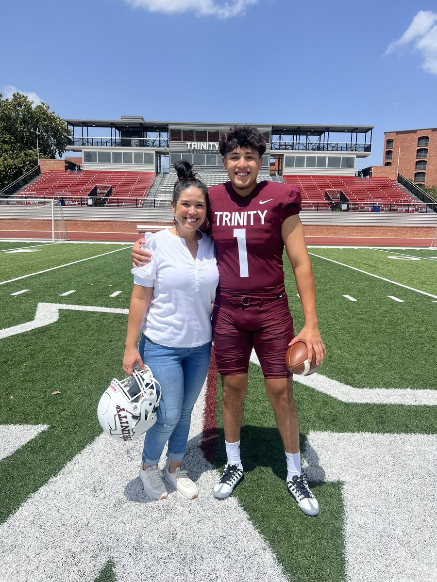 J_Rod1_'s tweet photo. Had a blast visiting Trinity University and felt very appreciated by their great staff‼️Thank you @CoachGezella and @CoachLytal for invite and tour!!

@TUFootballTX 
@CoachJohnson_10
@CoachMCantu https://t.co/lvN9HXqH3T