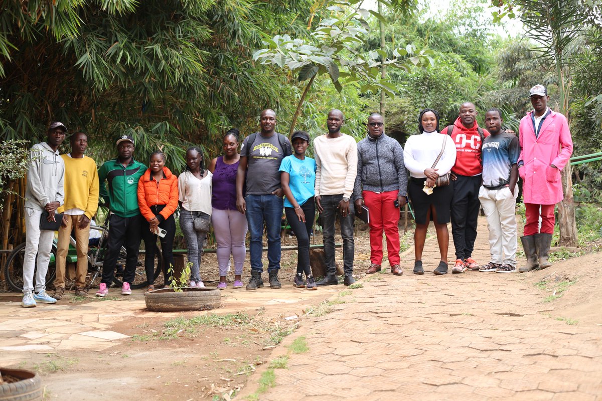HaronFeasco's tweet photo. Today under the YWCA kenya we visited komb green solutions for an outreach program, We really learned alot from them and we are hoping to implement the ideas learned in our community.#zerowaste #urbanfarming #climatechange #savetheplanet #inclusion4climatejustice
#HaronFeasco https://t.co/6KzFEsGYMa