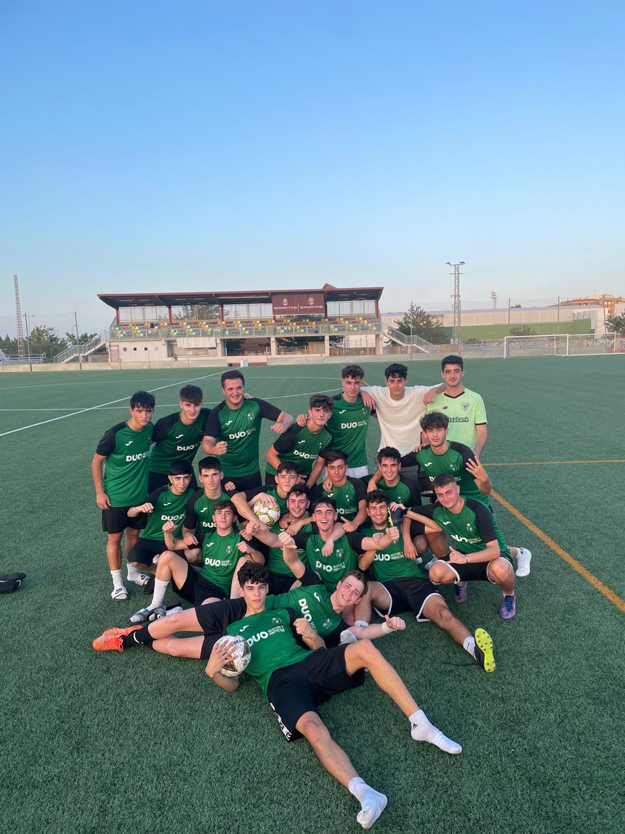 denosketa's tweet photo. Lo de siempre 💚🤍🖤 https://t.co/nTcyQLoKLV
