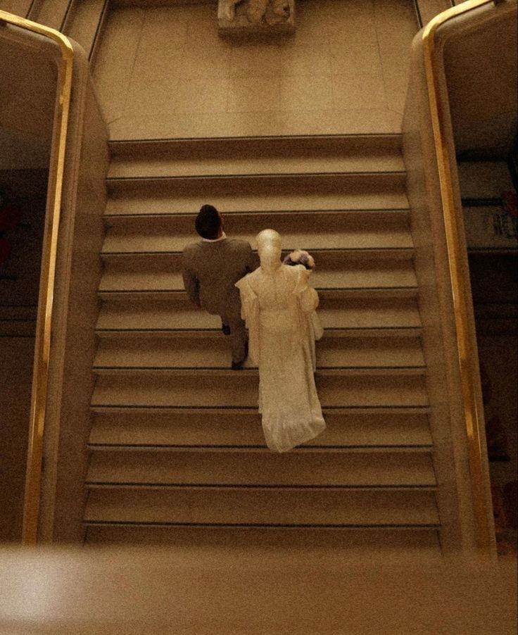 وأكون بالحب قد وجدتك، و المعنى أني وجدتني.

الرافعي