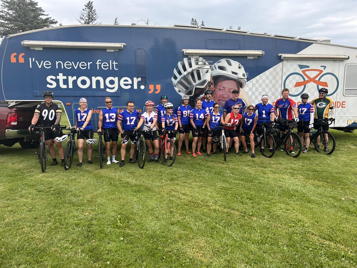 SeanCrotty134's tweet photo. In a sea full of #billsmafia, always stay true to #steelersnation. Riding over 560 miles from NYC to Niagara Falls in @EmpireStateRide, @AKohl21 suggested @_TJWatt donate to my ride for cancer, he did! Thanks! 
https://t.co/nwEZNQgG17

@steelers @SteeIerNation @steelcityundrgr https://t.co/jZfNCECDfn
