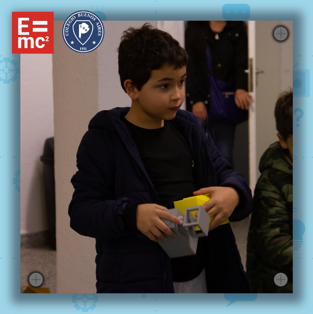 proyectoemc's tweet photo. Taller de Modelado e Impresión 3D "Creando Ciudades 3D en Tinkercad" 🧑🏻‍💻

Si no querés perderte nada sobre nuestros talleres, no dudes en seguirnos y visitar nuestra PÁGINA WEB 💻
📍LINK EN BIO

#robot #robotica #roboticaeducativa #roboticaemc #programacion #impresion3d #tinkercad https://t.co/VVmUhT0kAX