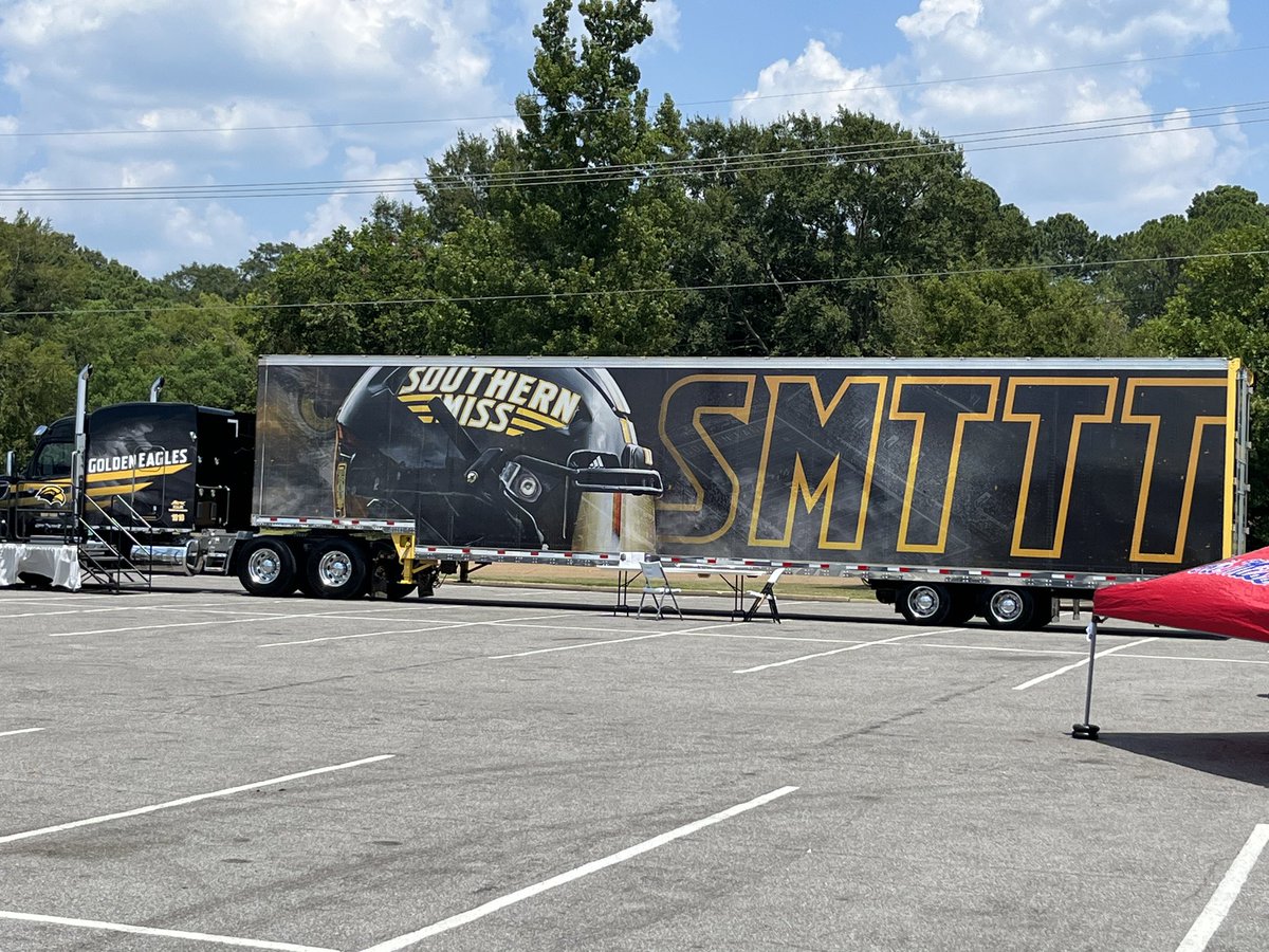 SuperTalk News tweet media