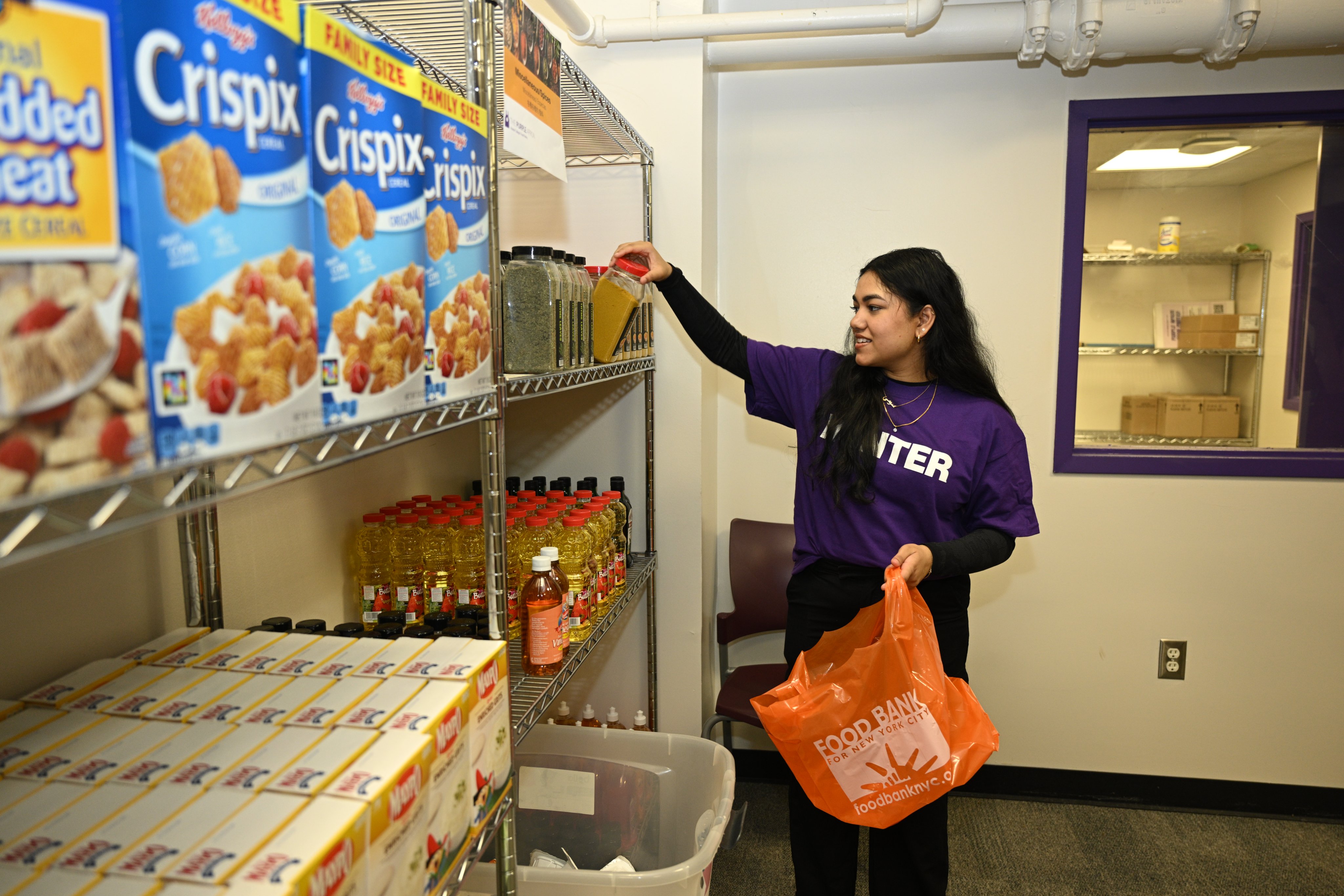 CUNY Has 20 On-Campus Food Pantries: Here's How Students Can Take Advantage  of Them – CUNYverse