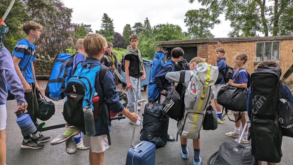 Andy Edwards tweet media