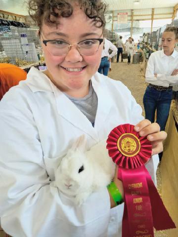VolleyballBMS's tweet image. Congratulations to our volleyball players who competed at the Clermont County and Ohio State Fair this week!
We love seeing our athletes excel at other things! 
#multisportathletes