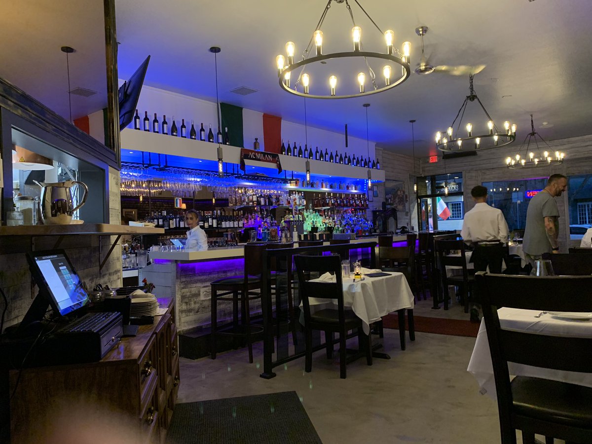 BaysideNeighbor's tweet photo. f you love authentic Italian food, you have to try this place.  

The owner, Bepi Gjoni, is from Florence, Italy.  Everything is homemade and the ingredients are sourced from Italy.  The sauces cook for days.
Check it out. 1712 Hewitt Ave. Tue-Sun 5-10pm https://t.co/hr3A6y2M8E