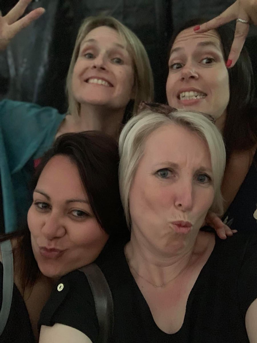 CraigStoneUK's tweet photo. When you leave your phone alone for two minutes.. 

Life would be soo different without you guys xxx 😘 #friends #fakeFest #Taunton #boundaries #Aliens 🥹🥰😍 https://t.co/bntafEvvl6
