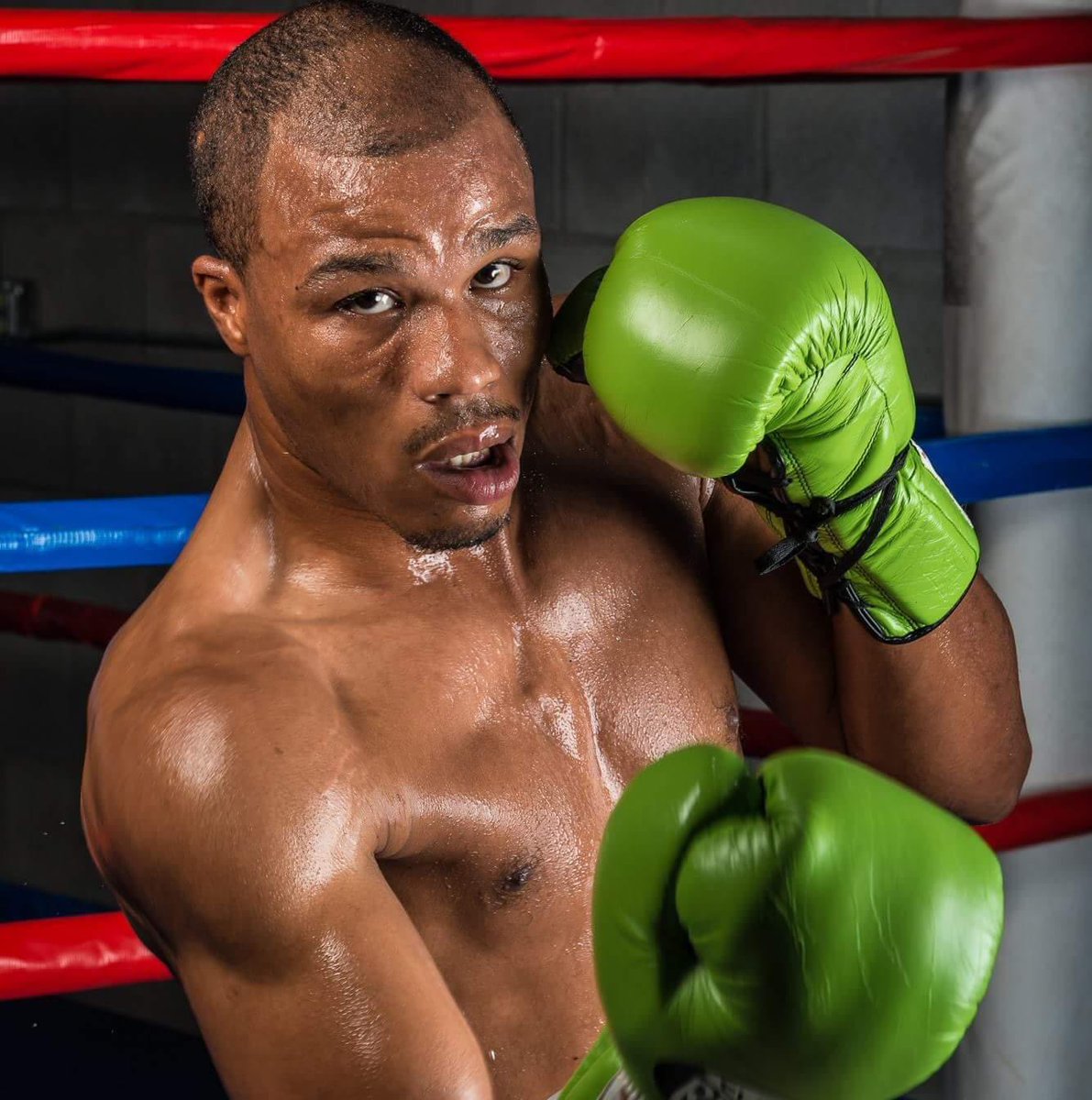 CMOAC2022's tweet photo. CMOAC incredible news! 🥊🏆 Raphael Murphy has just become the American Boxing Federation American West Heavyweight champion! 🌟Let's give a big round of applause for this amazing achievement #RaphaelMurphy #ABFAmericanWestHeavyChampion #BoxingChampion #Victory #Celebration 🎉👊 https://t.co/YQMTQEcVmB