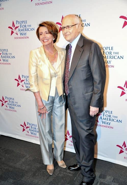 SpeakerPelosi's tweet image. Today, let's study Norman Lear 101!
 
Norman bravely flew 52 combat missions in World War II, entertained families with iconic TV shows and patriotically enabled kids to see an original Declaration of Independence in their own communities.
 
With love, happy 101st birthday,…