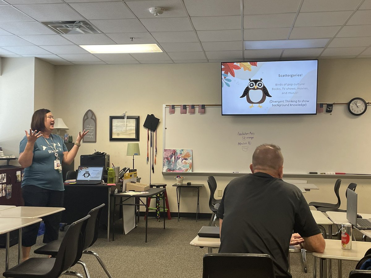 Had so much fun painting and birding today! Learning with and through educators <a href="/NorthwestISD/">Northwest ISD</a> #engage2023. And I might’ve found some new hobbies!👏🏻🖌️🦉