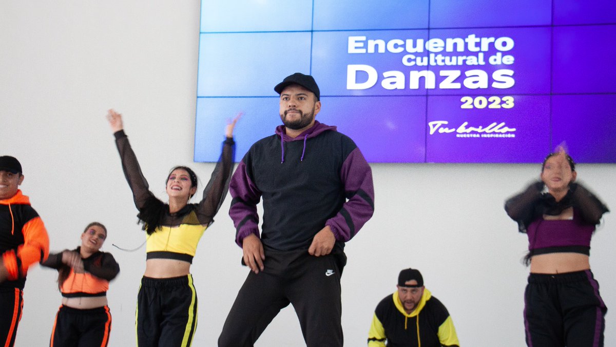 SENABoyaca's tweet photo. Nuestros Centros de formación #CIMM #CEDEAGRO y  #CEGAFE se dieron cita en #Sogamoso para desarrollar el encuentro cultural de danzas folklóricas @SENABoyaca,  nuestros aprendices bailaron los  ritmos típicos colombianos, 💃🕺 el ganador se va para Armenia (Quindio). https://t.co/tLvc9I1kFn