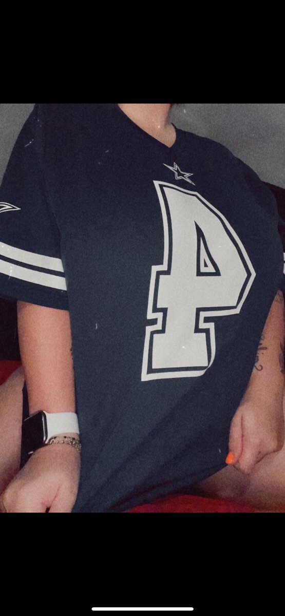 kandi_rosee's tweet photo. RT if you’re ready for the worlds greatest sport and team to play 🏈

Who’s your favorite team? 
#Cowboys #Dallas #dallascowboys #onlyfans https://t.co/V30lEHzUb5
