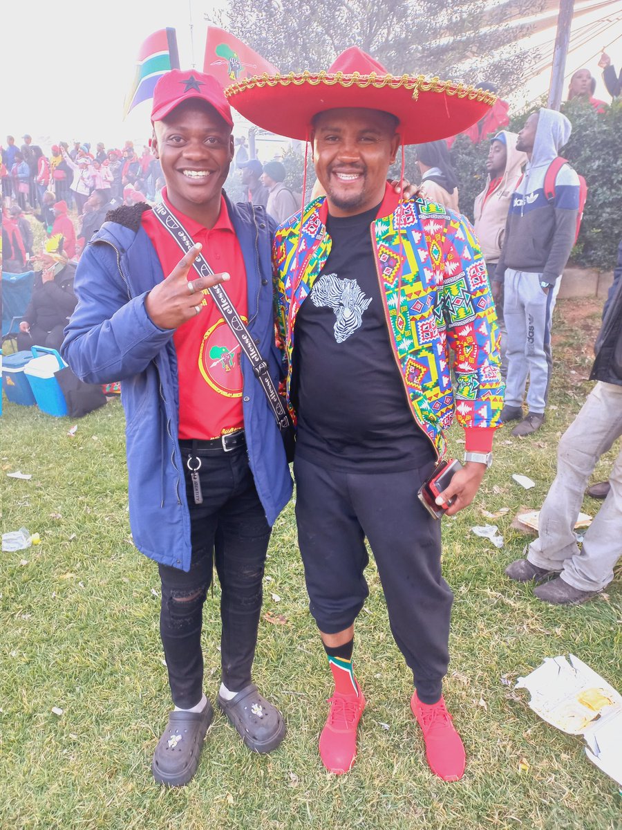 #EFFTurns10 
#EFF10thAnniversary 
#effsc 
With Chairman of Gauteng Province Commissar Nkhululeko Dunga