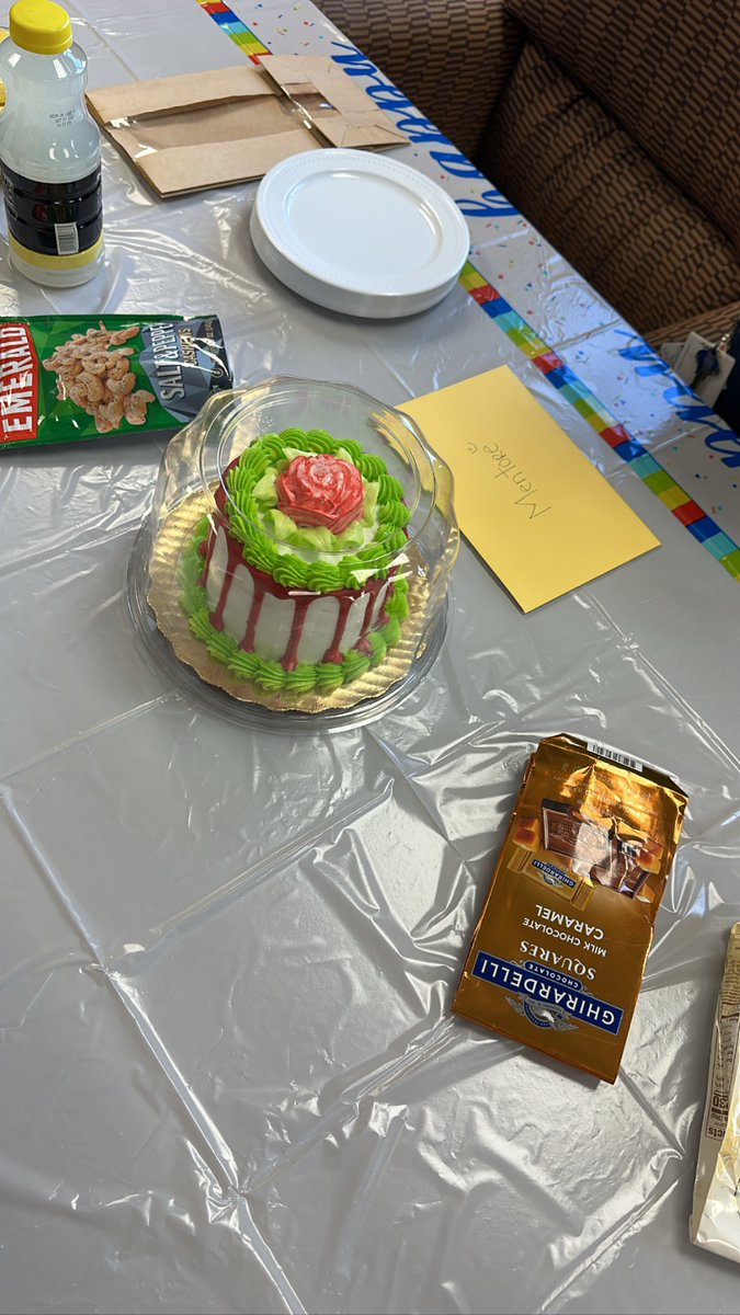 Steph Mentore tweet media