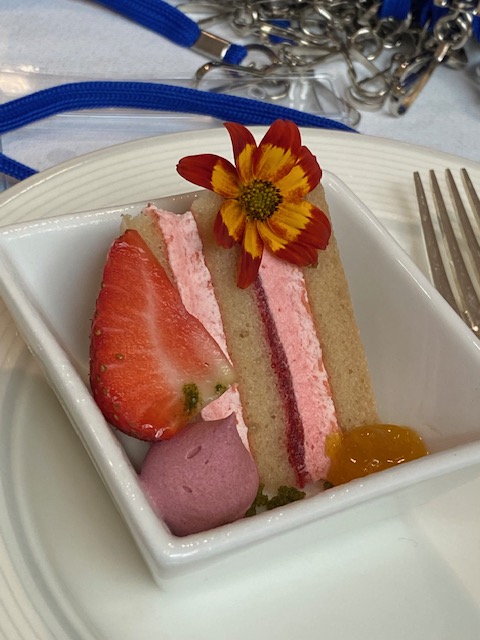 Wecaa_official's tweet photo. Members, did you miss our bustling Happy Hour at the Reagan Bulding last night??  Check out this gorgeous dessert created by the stellar Reagan chefs!  Be sure to save the date -- September 22 -- for our next #WECAA meeting! @ReaganITCDC 
#cultural  #diplomats #embassylife https://t.co/LpcOkGSLe8