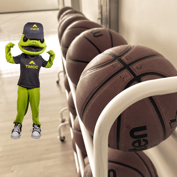 tmccnevada's tweet photo. Did you know that our Fitness Center is one of the perks included in your tuition? Lace up your sneakers & get ready to break a sweat. πͺ See you on the court!π #TMCCPaysOff #TMCCResources #RegisterNow https://t.co/v3wKimZfs5