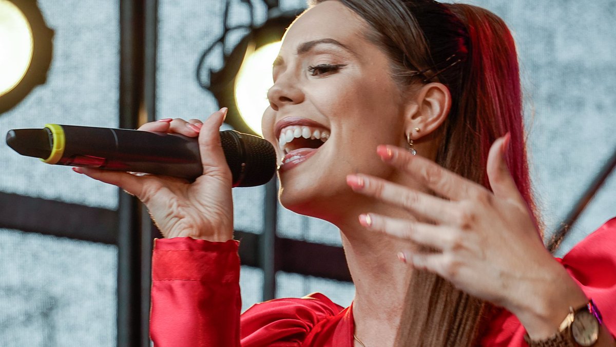 Great weekend of Entertainment across the country 🌟 Keep #smiling 🌟 Keep #happy 🌟 Keep #entertainment alive 
#celebtime #takethat #FreddieMercury #tomjones #ArianaGrande #tribute.    🌟🌟🌟🌟🌟