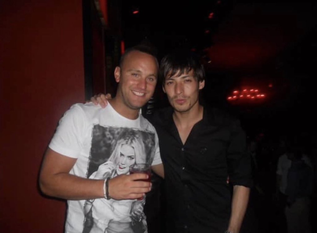 What a player 😍 happy retirement magic man!! 
One of the best 👌 <a href="/21LVA/">David Silva</a>