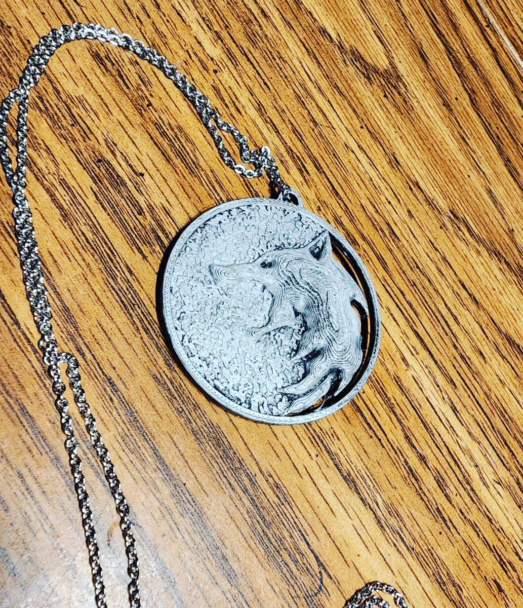CustomMadeFast's tweet photo. Check out these prints from our shop! The Angel Blade from Supernatural, the Witcher coin, and a wand stand! Which would you add to your collection? #Supernatural #TheWitcher #HarryPotter #HogwartsLegacy #WitcherCoin #AngelBlade #WandStand #CustomMadeFast https://t.co/LdedUt66HO