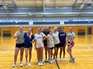 ap_jms's tweet photo. RAH!  RAH!  RAH!!!  Our JMS Cheerleaders have been practicing this week and getting ready to welcome our incoming 6th Graders to Cougar Camp to start the year off right!  Thanks girls and Coach Schmidt!  #OneCommunity https://t.co/l7TYMUGPhs