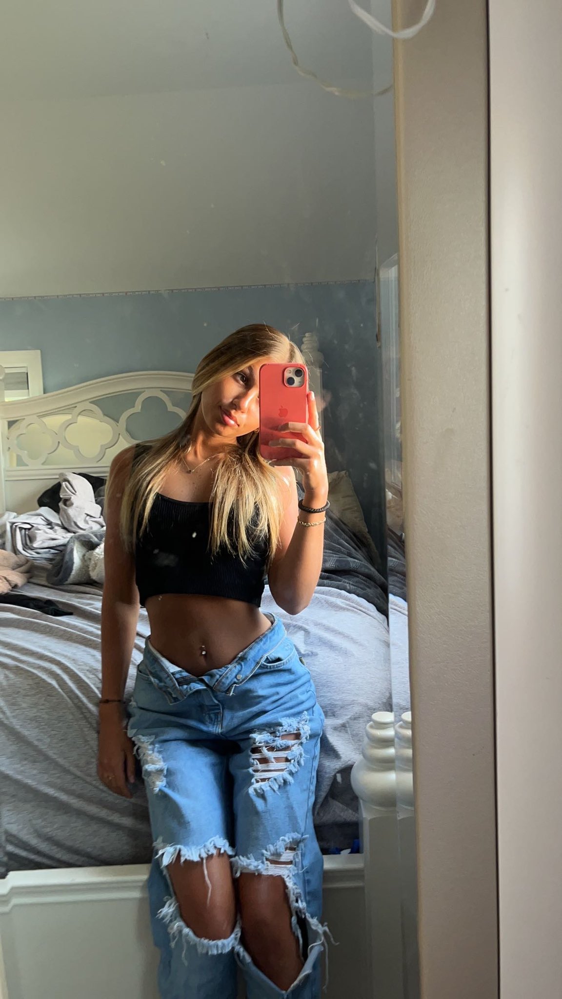 ashley rose on X: hi 🩵 t.coeAT6EkRfTH  X