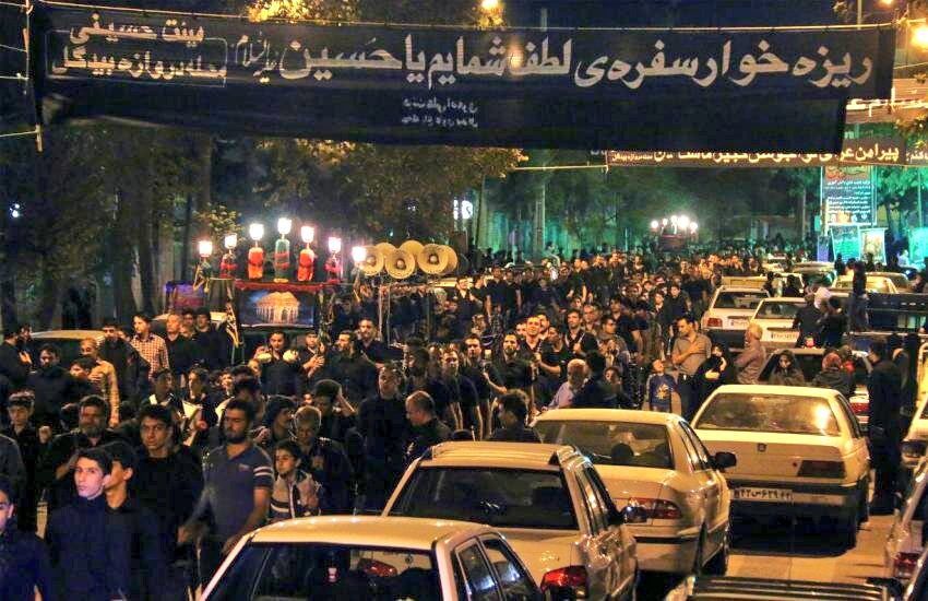 behzadm75's tweet photo. اگه به قانون جمهوری اسلامی باشه همتون باید اعدام شید، چون #محسن_شکاری  رو بخاطر بستن خیابون اعدام کردید.

ولی چه میشه کرد تو جمهوری کثیفتون قانون برای همه یکسان نیست و هیچ عدالتی وجود نداره

لعنت بهتون https://t.co/zSSwefMBYU