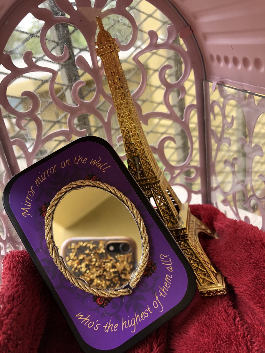 shopcannakits's tweet photo. Mirror mirror on the wall, who’s the highest of them all? ✨ https://t.co/tTke2oRA2n https://t.co/xpaDVQc54o