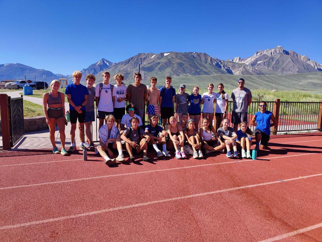SMCHS_XC's tweet photo. 2023 Mammoth Camp is shaping up to be one for the books. Amazing kids in an amazing place!!!
@SMCHSEagles @SMCHSTrack @MilesplitCA @SMCHSAthletics @PrepCalTrack https://t.co/c1OP8PEAWd